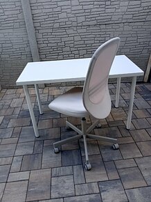 Prodám psací stůl + Kancelářské židle - 12
