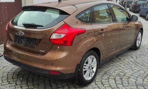 Ford Focus hatchback , málo km, původ CZ, jediný majitel - 12