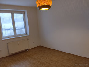 Prodej cihlového bytu 2+1 s lodžií, 70 m2, Mohelnice - 12