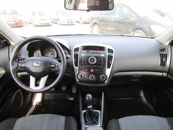 Kia Cee'd 1.4i 66kW kombi, ČR původ, servisni kniha - 12