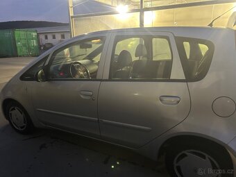 Mitsubishi Colt 2003, automat,stk  do 7/26 - 12