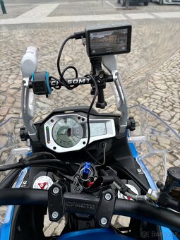 CF Moto 650 MT - 12