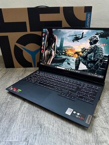 Herní notebook Lenovo Legion – výkon a stav jako nový - 12