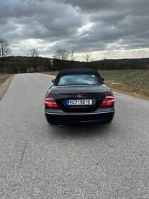 Mercedes Benz CLK 320i Cabrio Designo - 12