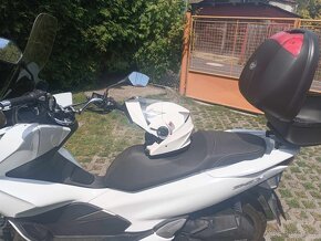 Honda PCX - 12