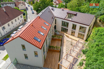 Prodej řadového domu 5+kk, 130 m², Praha-Břevnov - 12