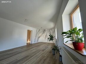 Prodej rodinného domu 170 m² s pozemkem 190 m² ve Šluknově - 12