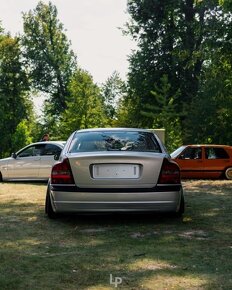 Volvo S80 2.8 T6 Manuál - 12