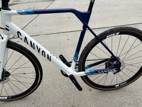 CANYON INFLATE CF SLX 57 cm (L) - zakázková stavba - Shimano - 12