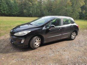 Peugeot 308 1,4 70 kw  2008 najeto 140 000 nová STK - 12