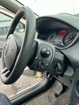 RENAULT CLIO 1,2 16V 55kW - 12