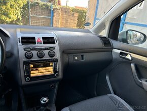 VW TOURAN 1.9TDI,EDICE FREESTYLE,TAŽNÉ,NAVIGACE,ALU - 12