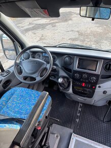 Iveco Daily 3.0 Bus - 12