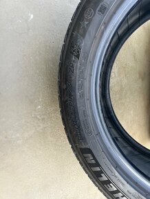 275/45R20 zimní pneumatiky MICHELIN PILOT ALPIN 5 SUV - 12