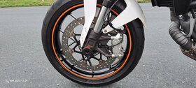 KTM 690 DUKE White ABS - 12