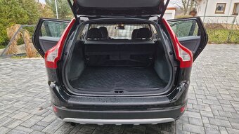 VOLVO XC60 2.0 D4 120KW.5 VÁLCŮ.AUTOMAT.NAJETO 124 TIS - 12