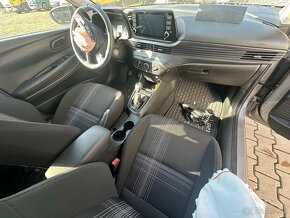 Hyundai i20 1.2 benzin. Rok 2023 Naj. 9700km - 12