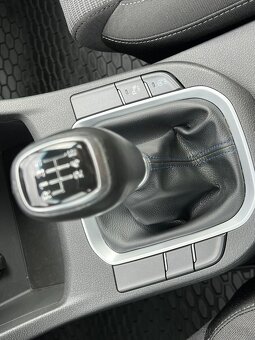 Hyundai i30 1.6CRDi 85kW Komfort ČR NOVÉ - 12