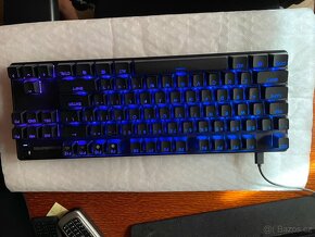 SteelSeries Apex 9 TKL US, Prémiová klávesnice, zár.12/2026 - 12