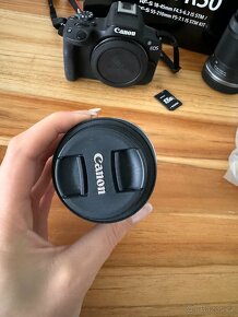 Nový Canon EOS R50 + dva objektívy + paměťová karta - 12