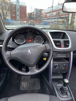 Peugeot 207cc 1.6 - 12