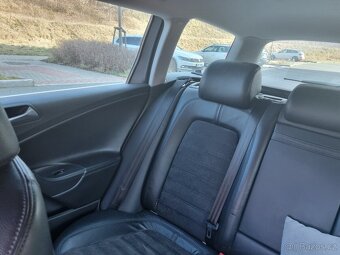 Volkswagen Passat Variant 2.0 TDi, 103 kW, automat - 12