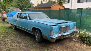 Lincoln continental - 12