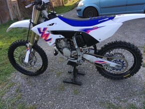 YAMAHA YZ 125 - 12