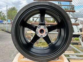 Alu kola 5x112 r19 Alutec Raptr Black + pneu 225/35/19 - 12