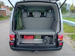 VW Multivan T4 2.5 TDi,  75 kW pěkný stav - 12