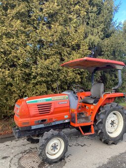 Traktor Hinomoto NX221, 22HP, 4x4 - 12