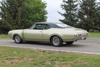 1968 Oldsmobile Cutlass 455 V8, manuál, brutální muscle - 12