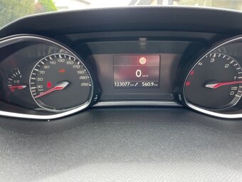 PEUGEOT 308 SW 1.5 HDi - 12