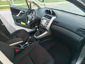 Toyota Verso 1.8 VVTi 7 míst - 12