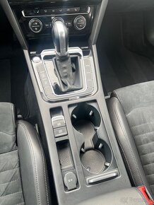 VW Passat Variant B8 2.0 tdi 140 kw DSG 4x4 - 12