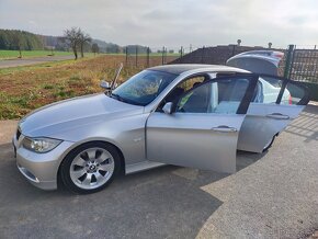 BMW 330i e90 190kw // MANUAL // XENON // - 12