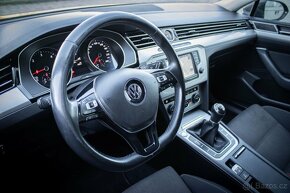Volkswagen Passat Variant 2.0 TDI 110kw Comfortline - 12