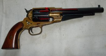 Revolver REMINGTON, výukový řez, úředně znehodnocen. - 12