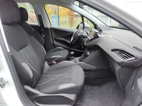 Peugeot 208,1.2 60kW, r.v. 2014, najeto pouze 54.600 km  - 12