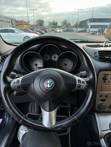 Alfa Romeo GT 2.0 - 12