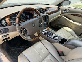 Jaguar S-type 2.7d 152kW Executive•Najeto 252tis/km•1.majite - 12