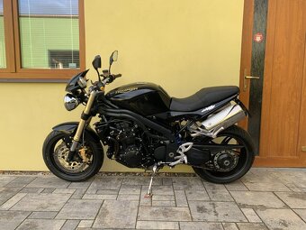 Triumph Speed Triple 1050 - 12