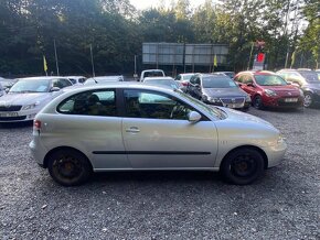 Seat Ibiza 1.4 16V 55kW klima výhřev tempomat 2006 238tkm - 12