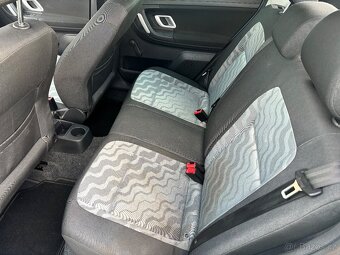 Škoda Fabia 1.4i 16v - 12