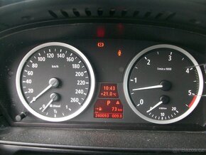 BMW 530D combi,170kW,E61,naj.240100km,PLNA VYBAVA - 12