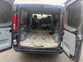 Renault Trafic 2,0 dCi 66 kW - spolehlivý užitkový vůz - 12