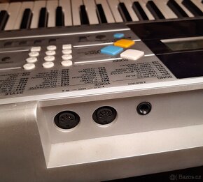 Elektrické klávesy YAMAHA PSR-E323, rok 2010 - 12