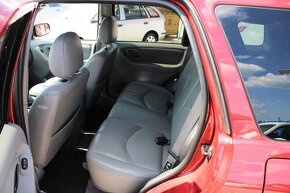 Mazda Tribute 3.0 V6 - 12