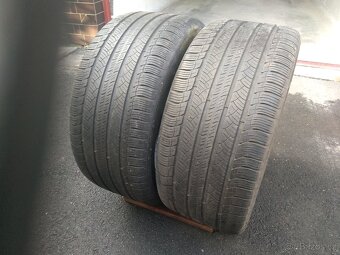 Prodám 2 pěkné letní gumy Michelin 295/40 R20 - 12