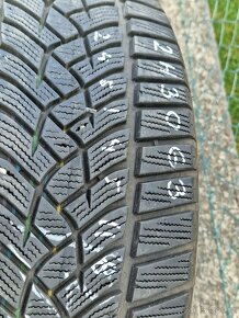 245/45/18 zimní pneu Goodyear Ultra Gip - 12